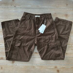 Brown cargo trousers with a relaxed fit